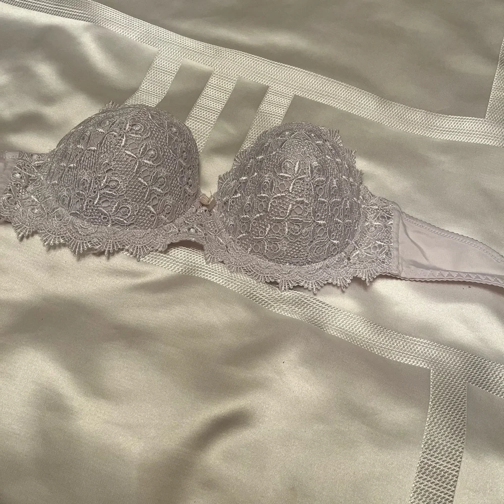 3 for $25. White Lace Bra with Molded Cups and Elegant Design